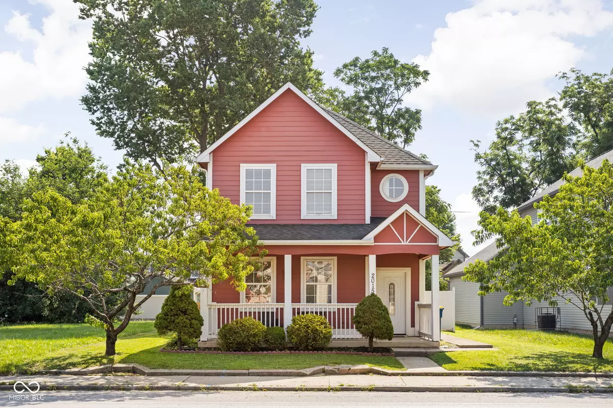 Indianapolis, IN 46202,2015 N College AVE