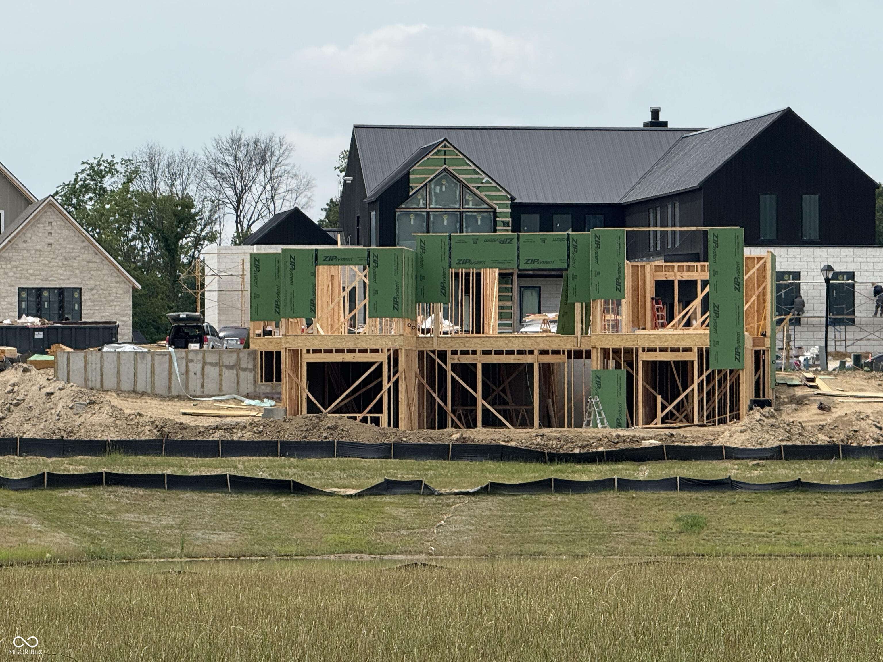 1424 Chatham Ridge CT, Westfield, IN 46074