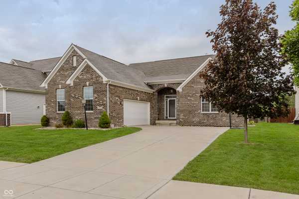 14332 Eddington PL, Fishers, IN 46037
