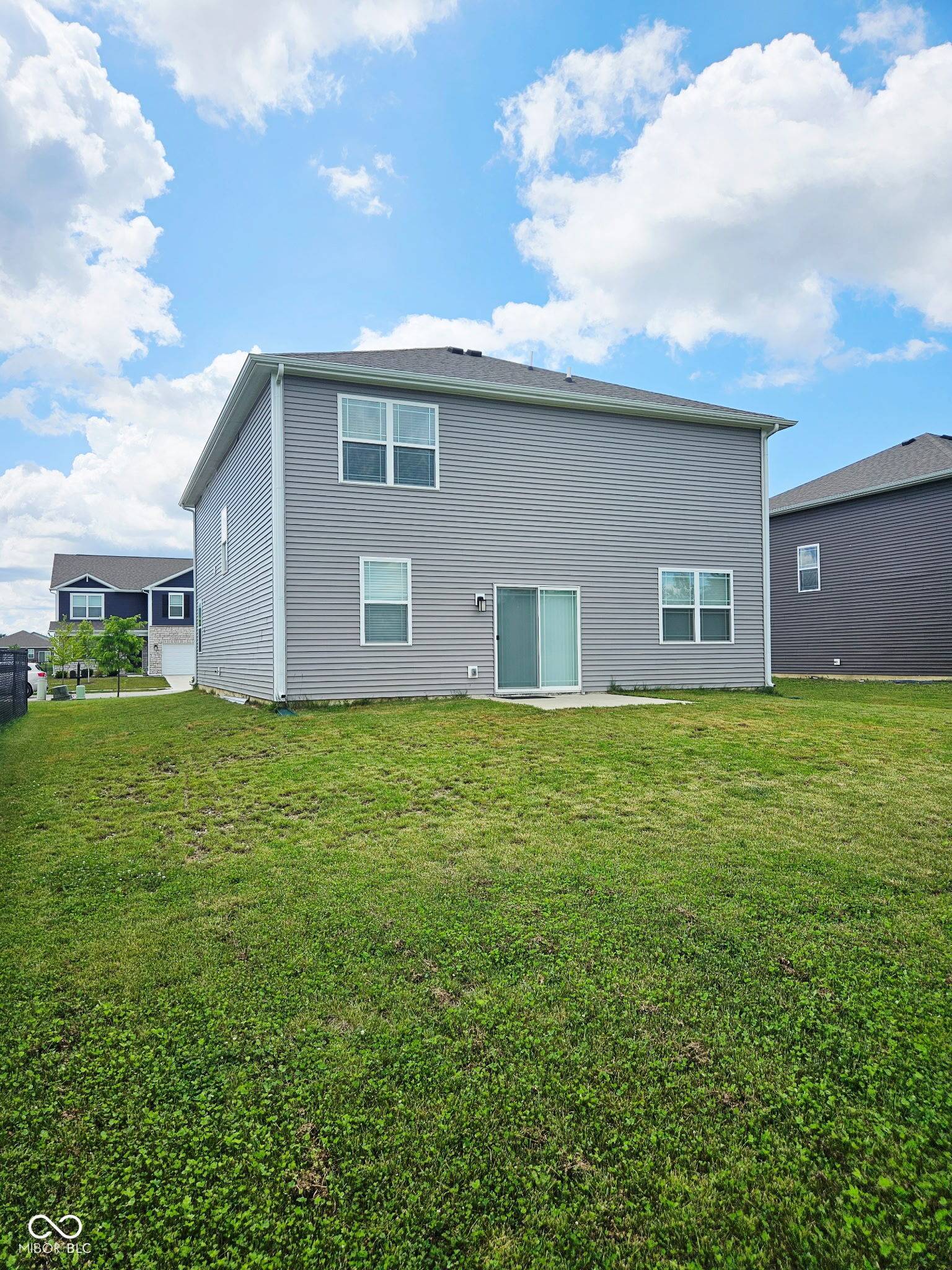 Greenfield, IN 46140,1932 Downey LN