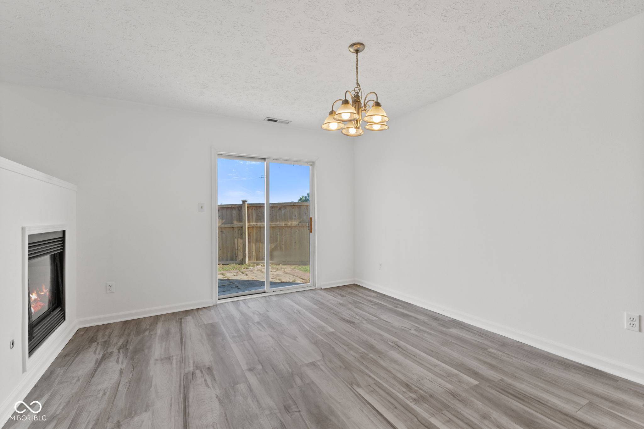 Greenwood, IN 46143,618 Stobus DR