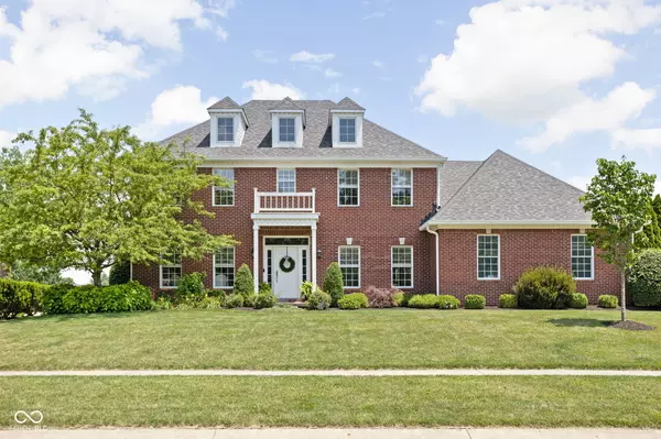 4415 Summer DR, Zionsville, IN 46077