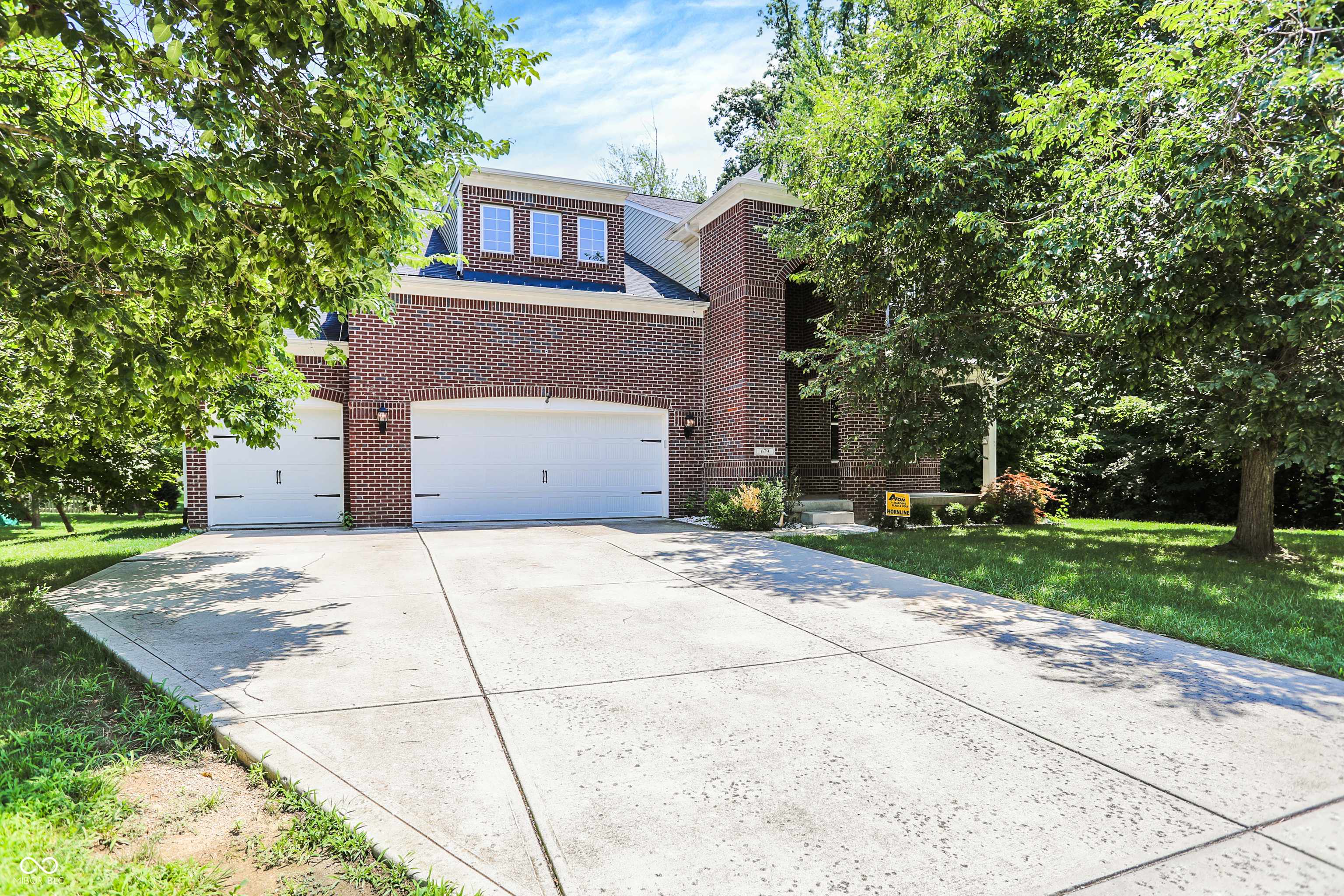 Avon, IN 46123,679 Erin DR