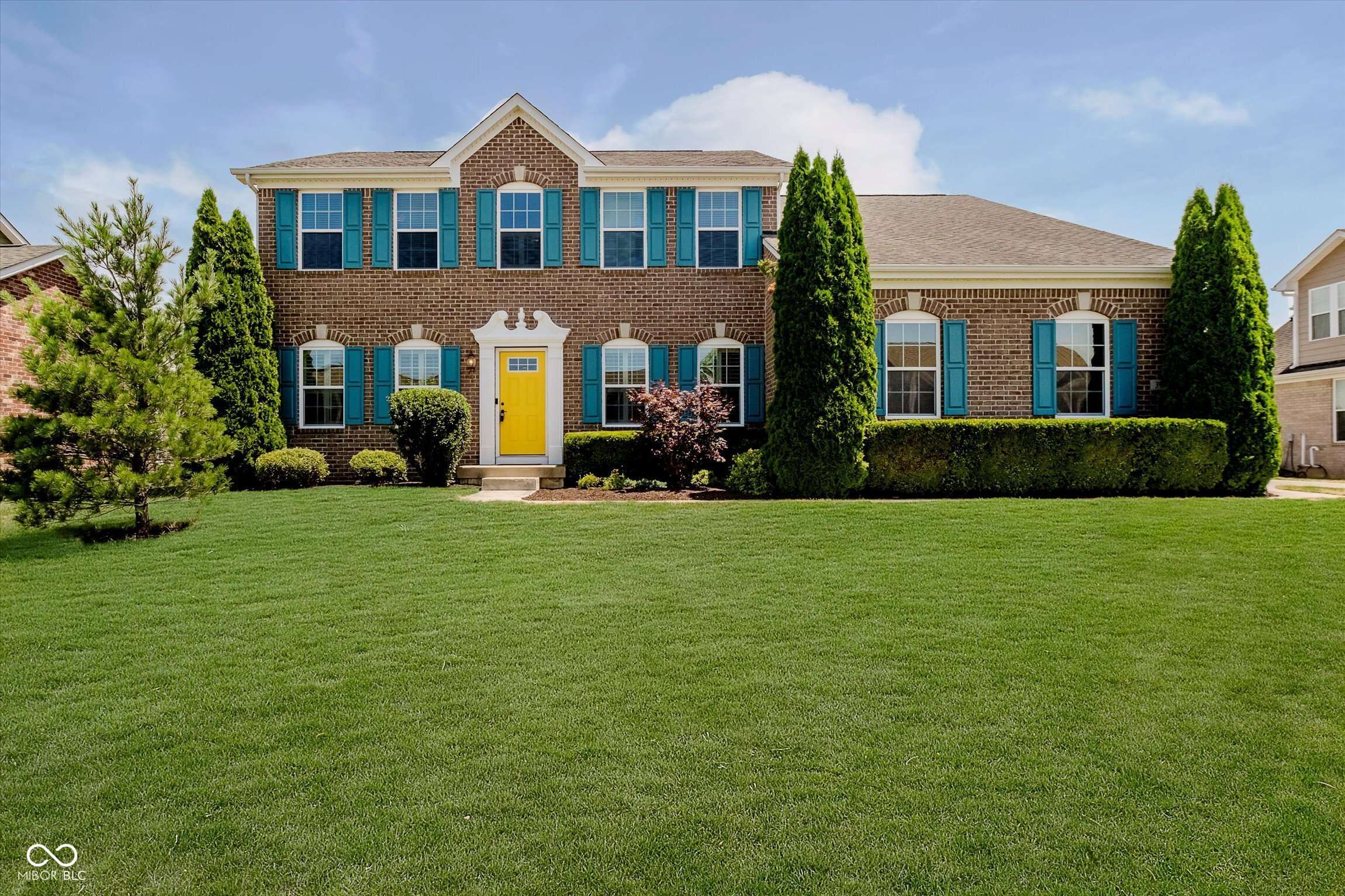 3251 Autumn Ash DR, Zionsville, IN 46077