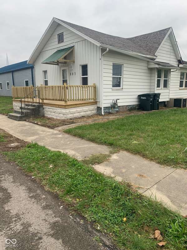 803 S Pershing DR, Muncie, IN 47302