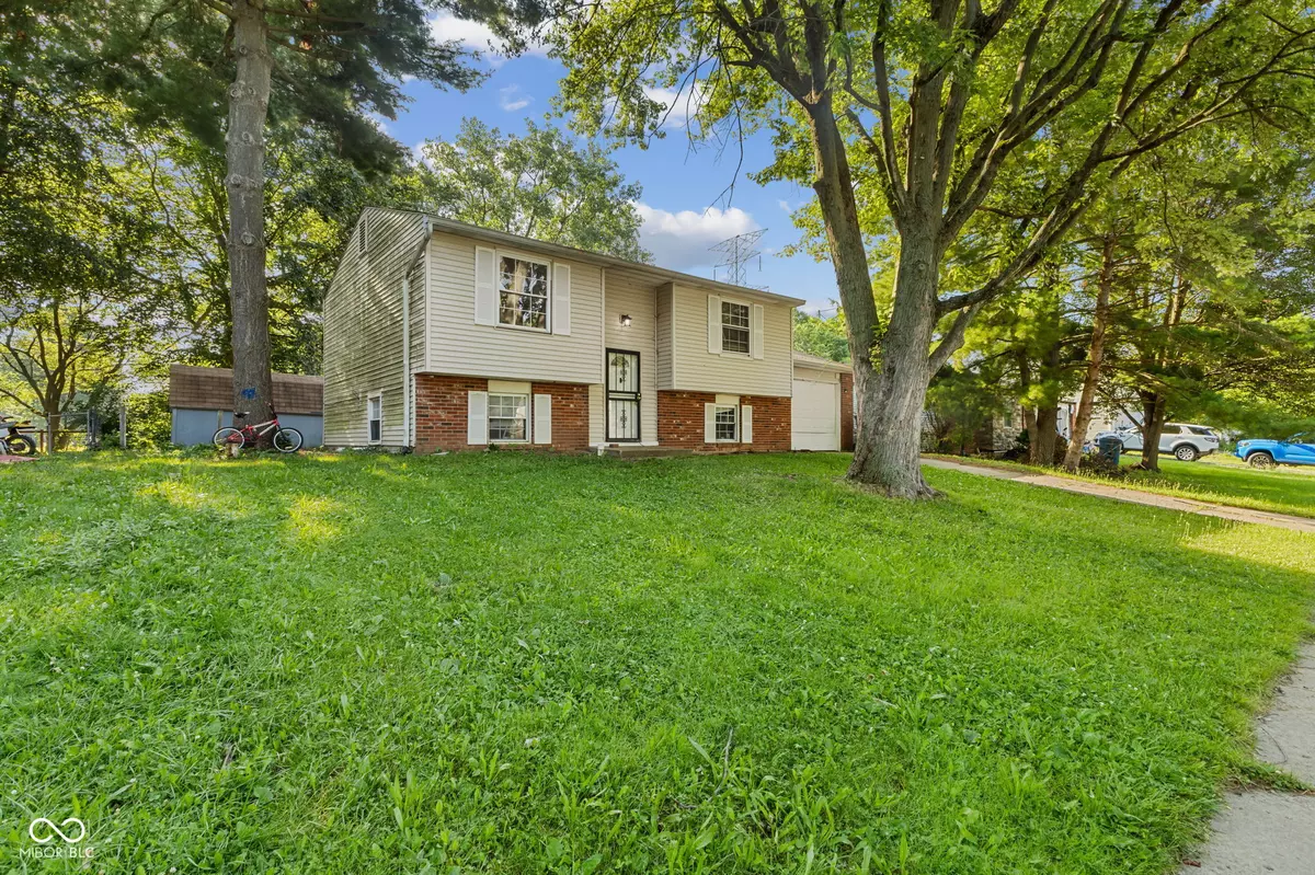 Indianapolis, IN 46229,1809 Mutz DR