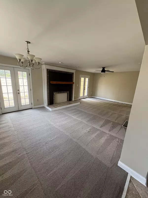 Indianapolis, IN 46202,1924 N Talbott ST #4