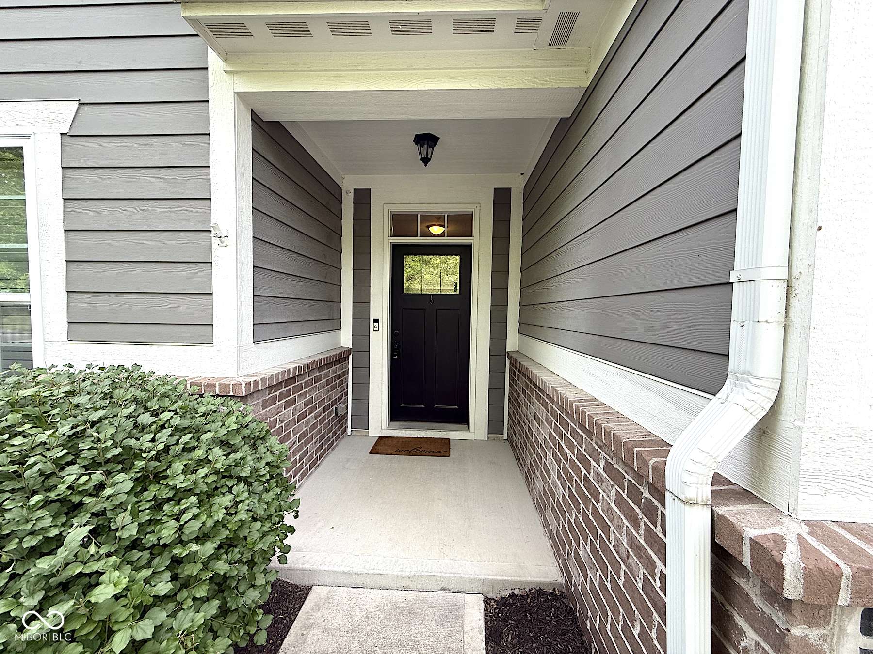 Indianapolis, IN 46240,9404 Crystal River DR