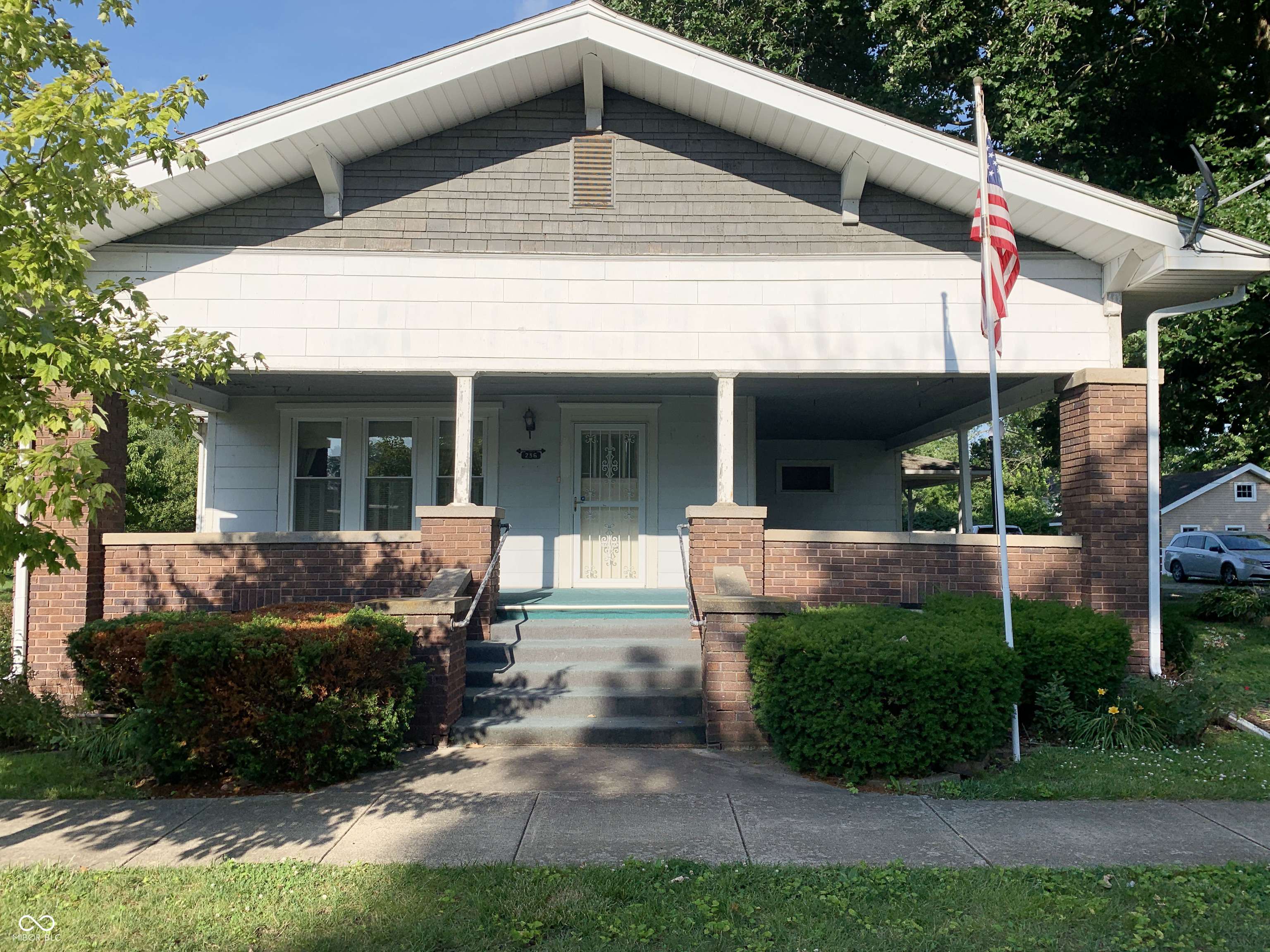 236 N Maple ST, Dana, IN 47847