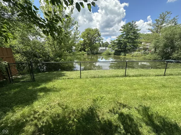 Indianapolis, IN 46236,7450 Cobblestone W DR