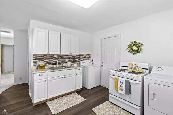 Noblesville, IN 46060,411 N 18th ST