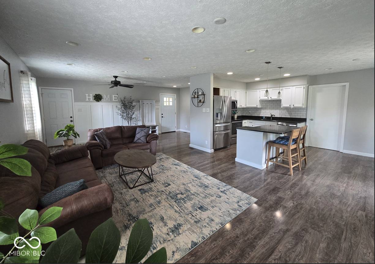 Indianapolis, IN 46227,8401 Culpeper DR
