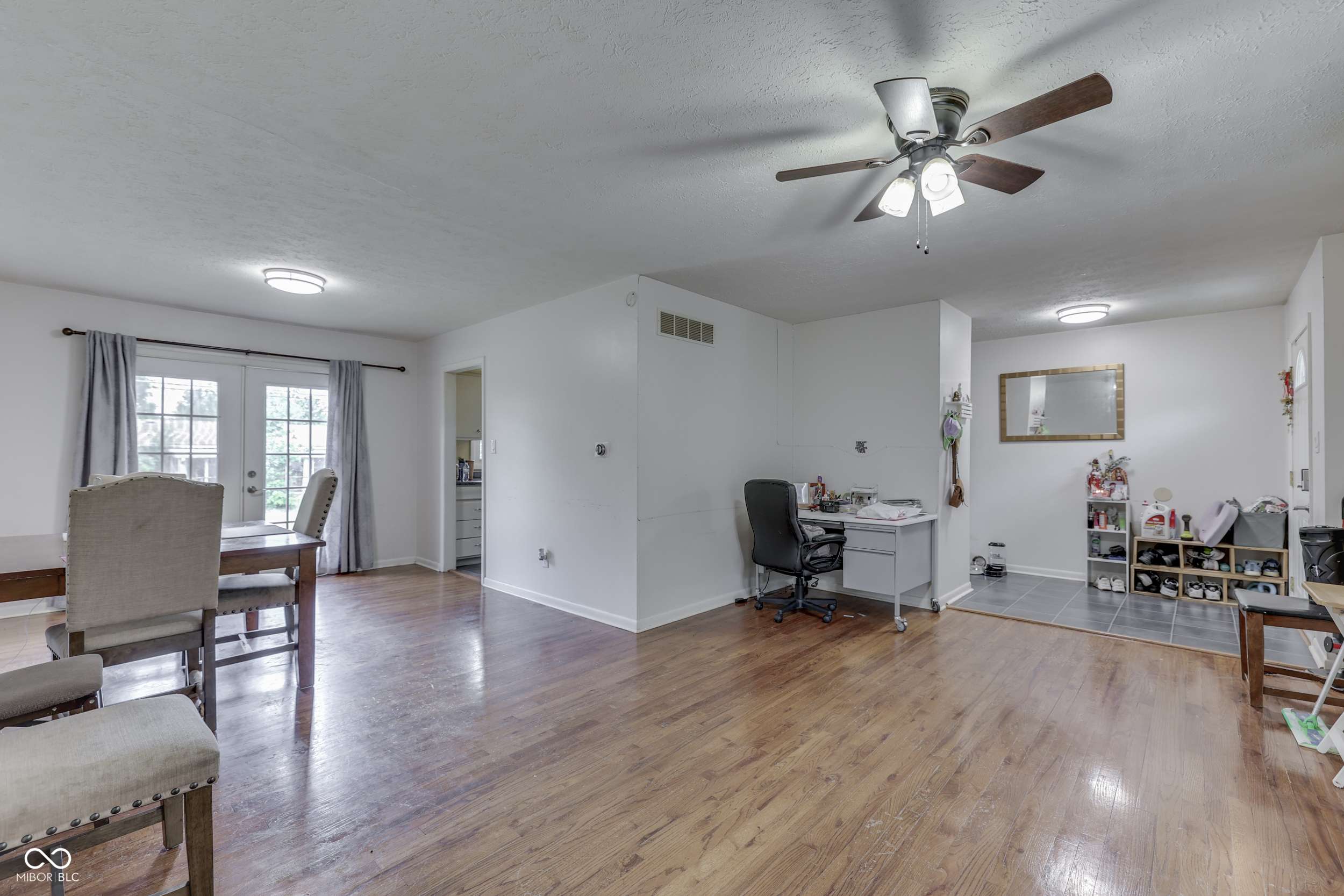 Indianapolis, IN 46260,1924 W 65th PL