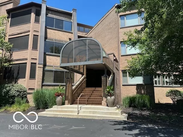 8577 One W DR #301, Indianapolis, IN 46260