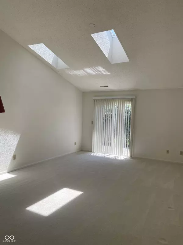 Indianapolis, IN 46217,7259 Registry DR