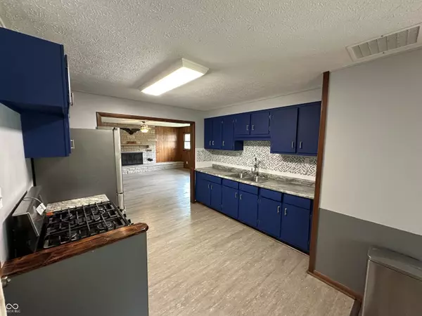 Greenwood, IN 46142,497 S Hendricks DR