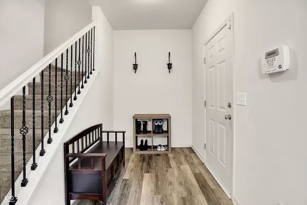 Fishers, IN 46038,12075 Scoria DR #500