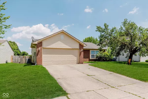 Indianapolis, IN 46221,6411 River Run DR