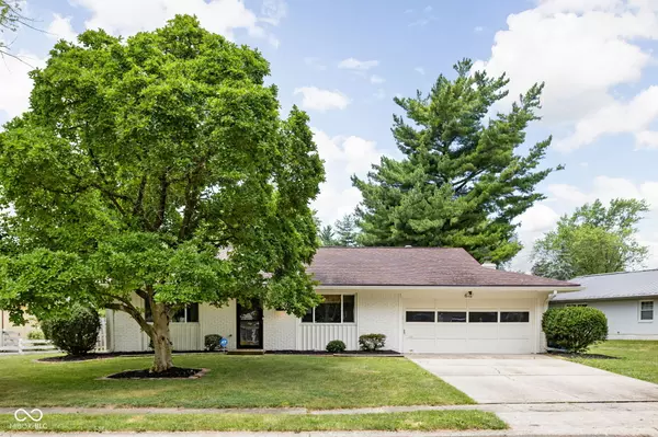 612 Kinzer AVE, Carmel, IN 46032