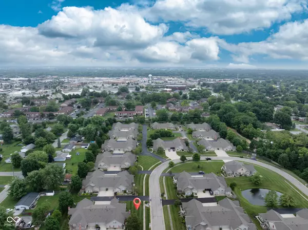 Greenwood, IN 46142,1064 Laurelwood LN
