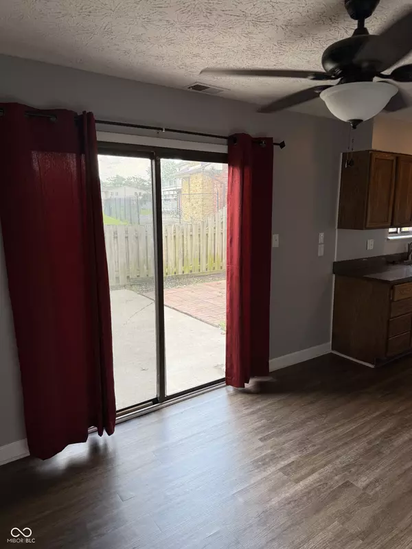 Greenwood, IN 46142,971 Greenwood Trail W DR
