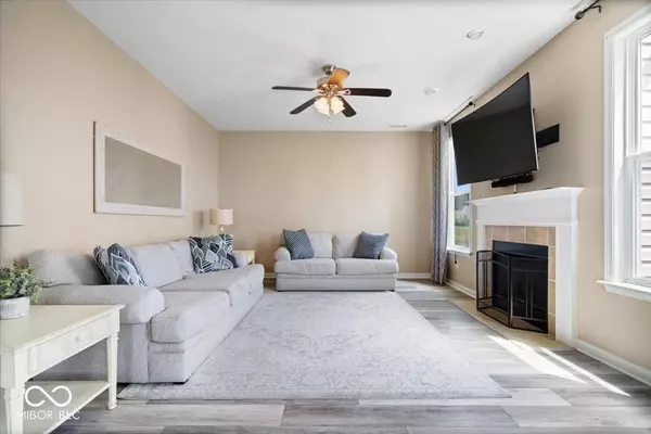 Whitestown, IN 46075,3371 Firethorn DR