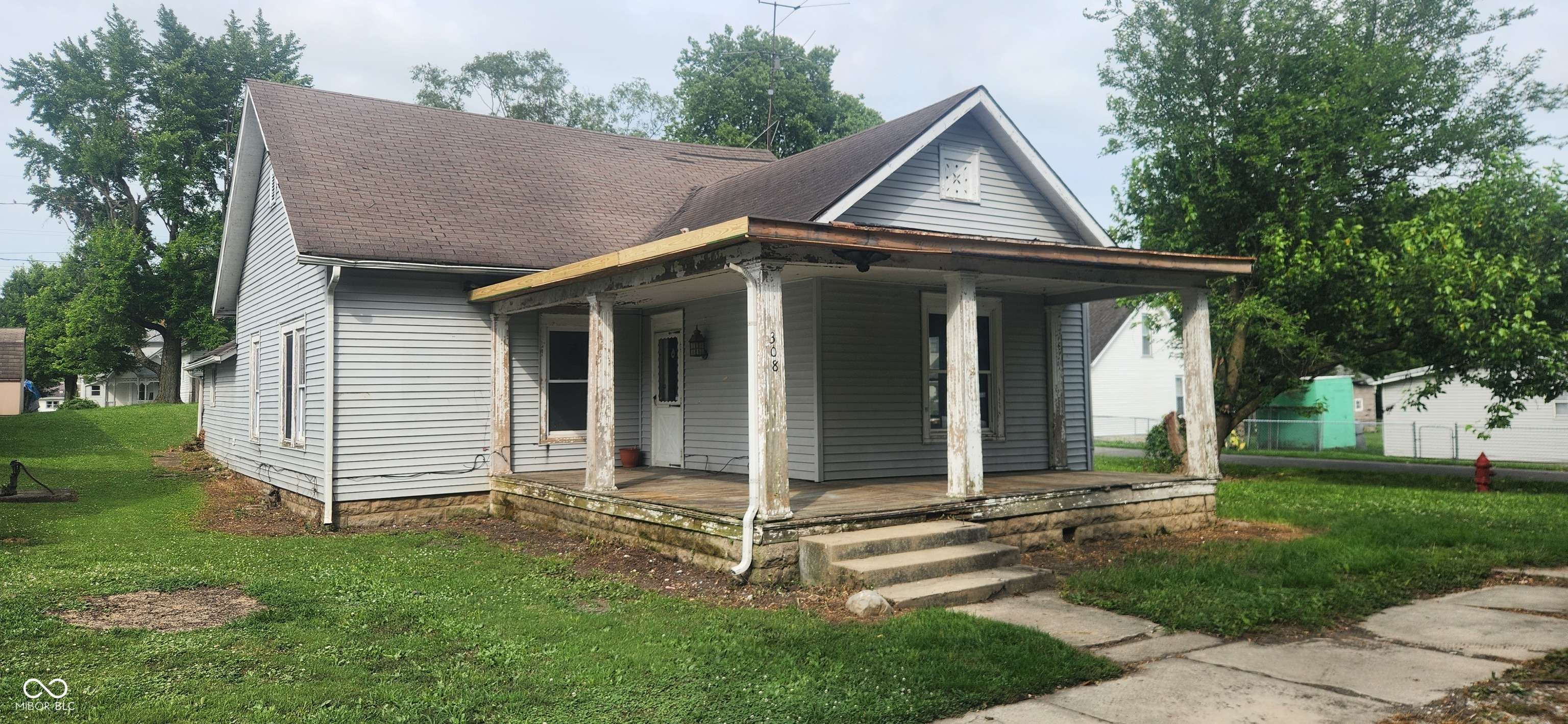 308 E Washington ST, Saint Paul, IN 47272