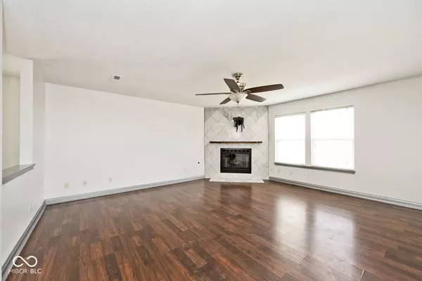 Indianapolis, IN 46113,9114 Stones Bluff LN