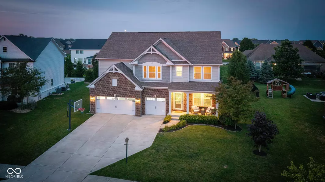 9901 Copper Saddle, Fishers, IN 46040