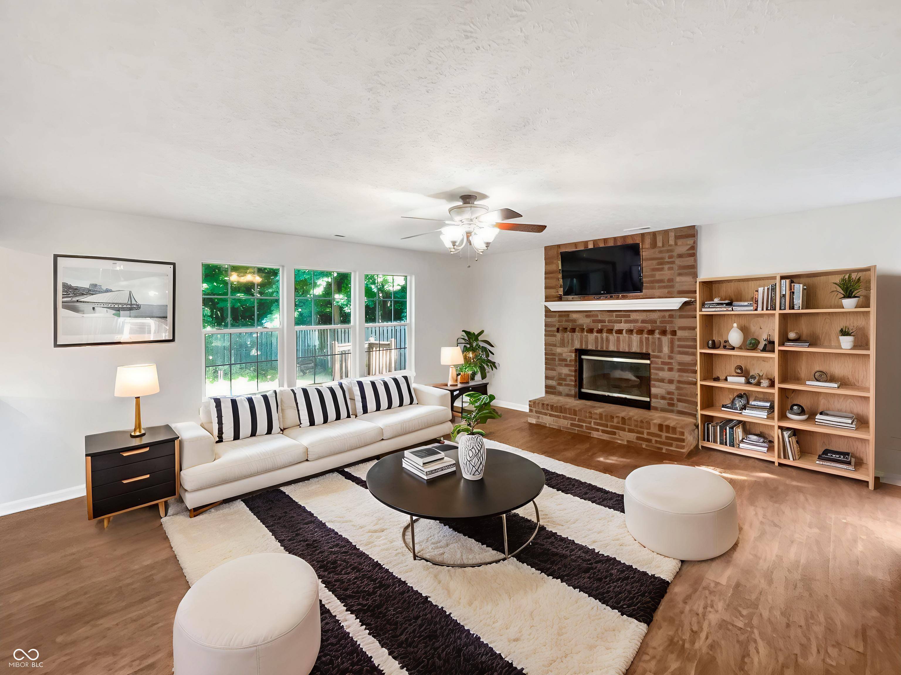 Indianapolis, IN 46221,5632 Fair Ridge PL