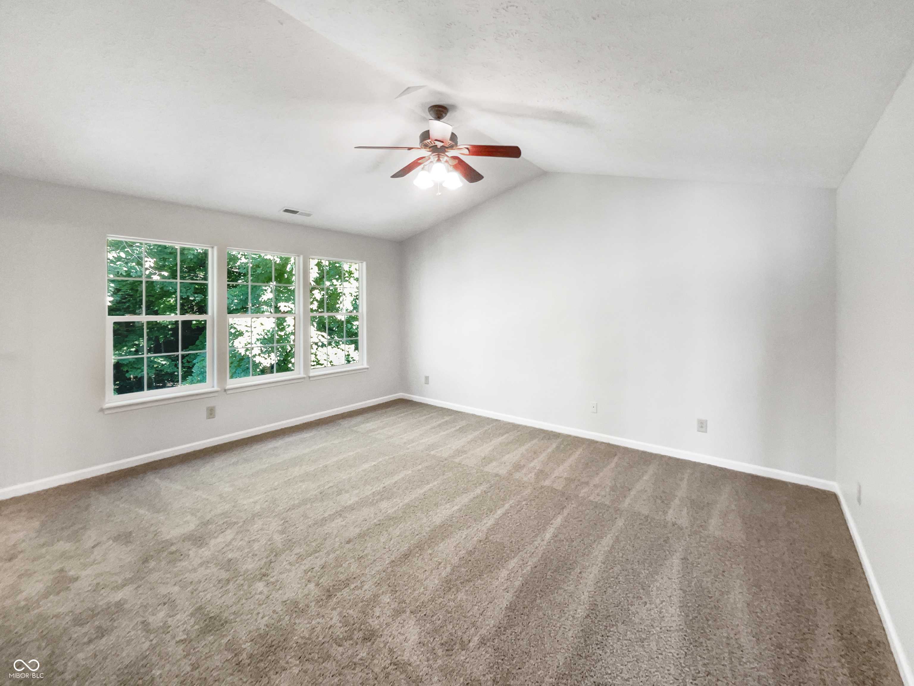 Indianapolis, IN 46221,5632 Fair Ridge PL