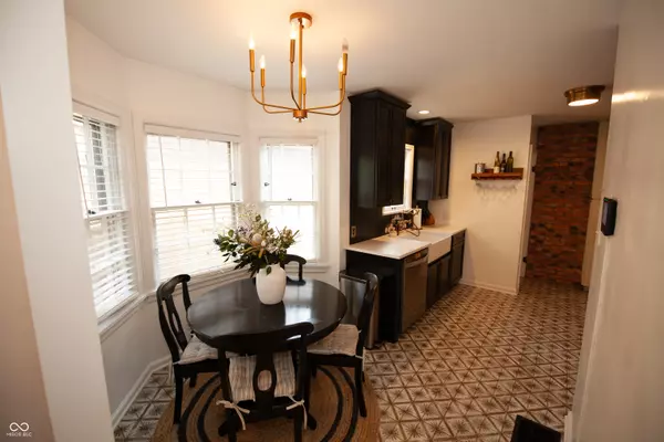 Indianapolis, IN 46219,928 N Lesley AVE