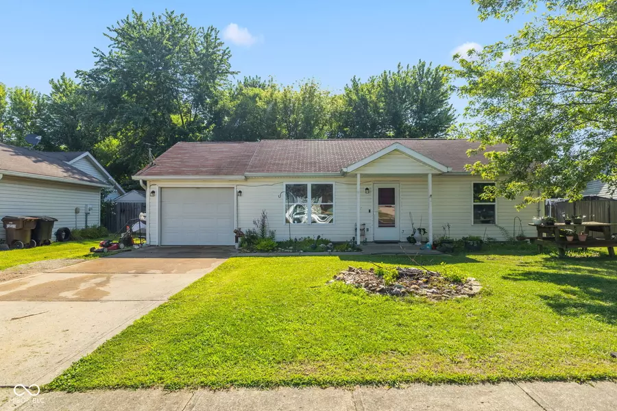 7359 Woodruff LN, Nineveh, IN 46164