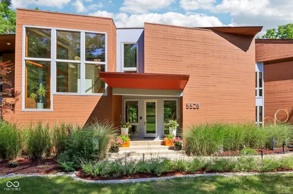 5528 State Road 144, Greenwood, IN 46143