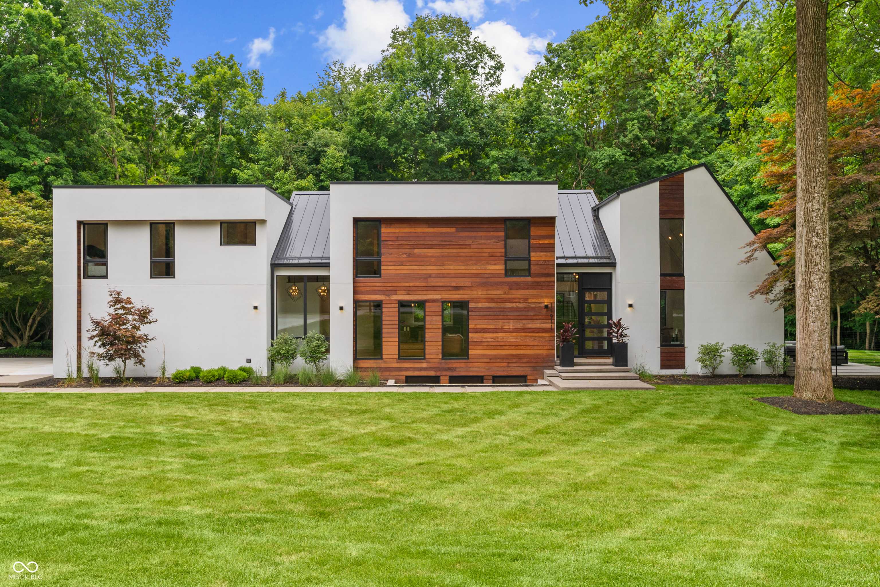 Carmel, IN 46033,11911 Eden Glen DR