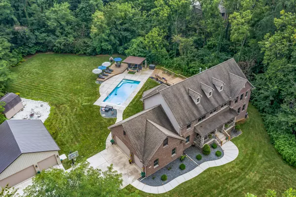 1291 N Blue Spruce CT, Greenfield, IN 46140