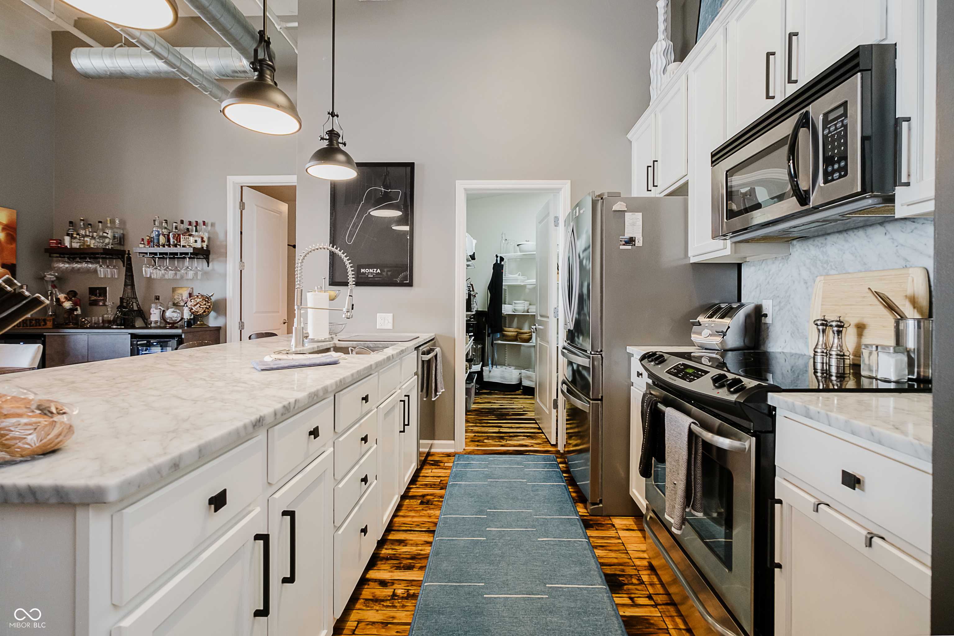 Indianapolis, IN 46204,624 E Walnut ST #26