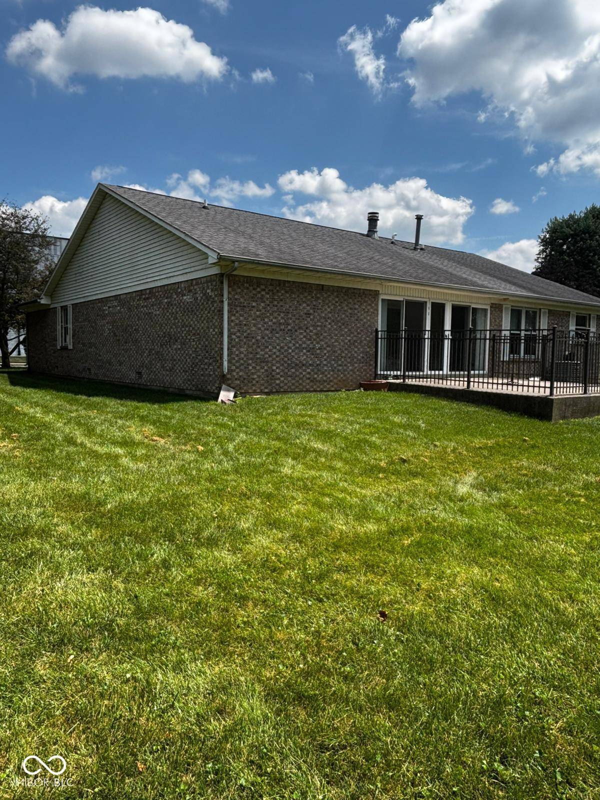 Morristown, IN 46161,321 S Locust DR