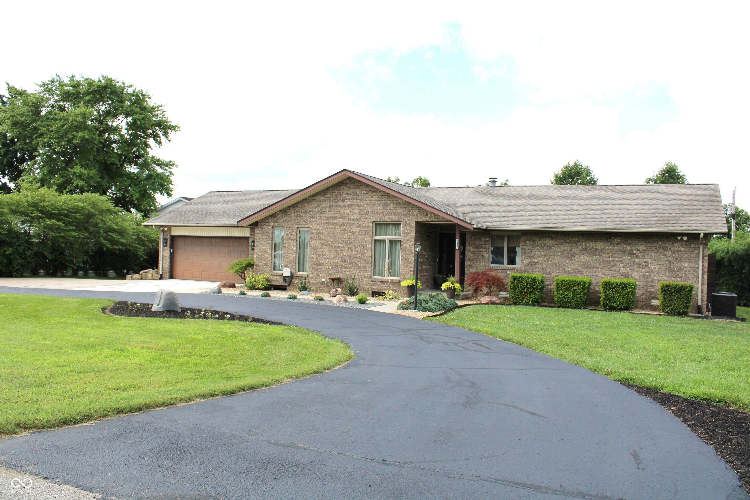 6022 S 550 RD E, Franklin, IN 46131