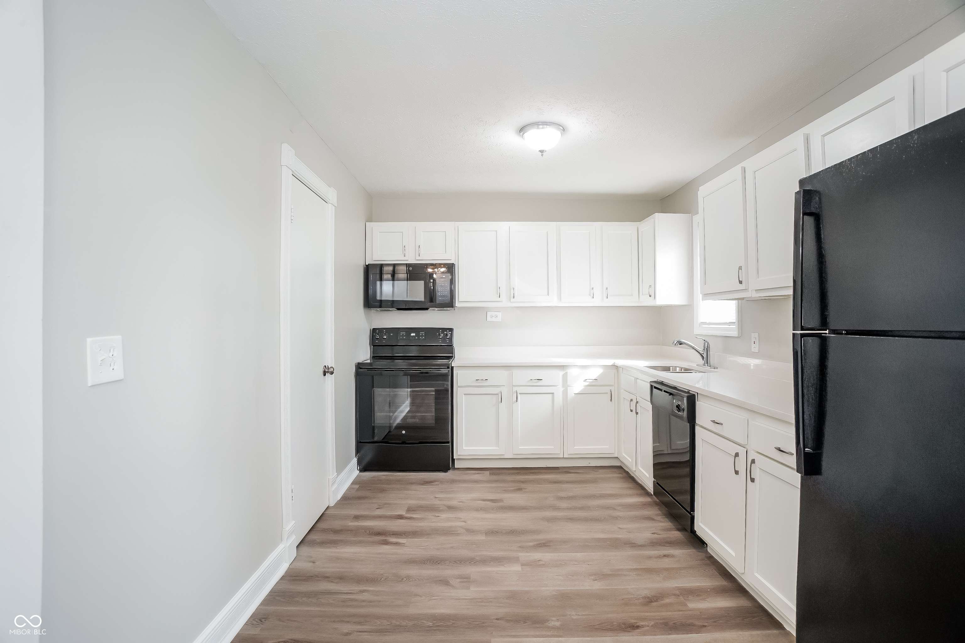 Whiteland, IN 46184,19 Southlane DR