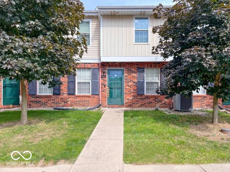 700 High ST #205, Anderson, IN 46012