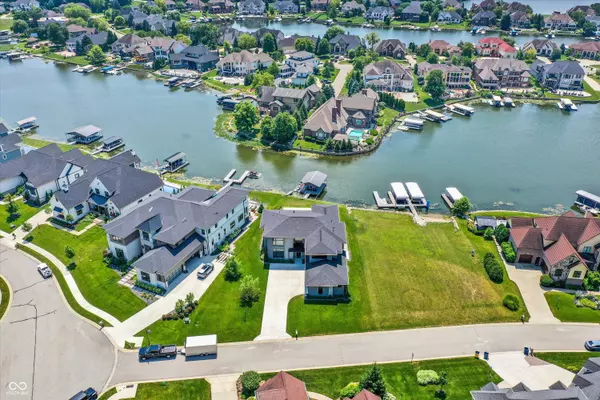 Fishers, IN 46055,13417 Cambridge Cove WAY