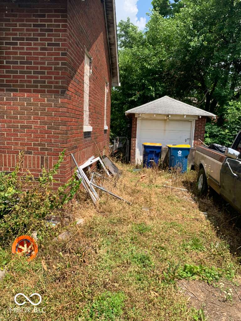 Indianapolis, IN 46226,4547 Zoeller AVE
