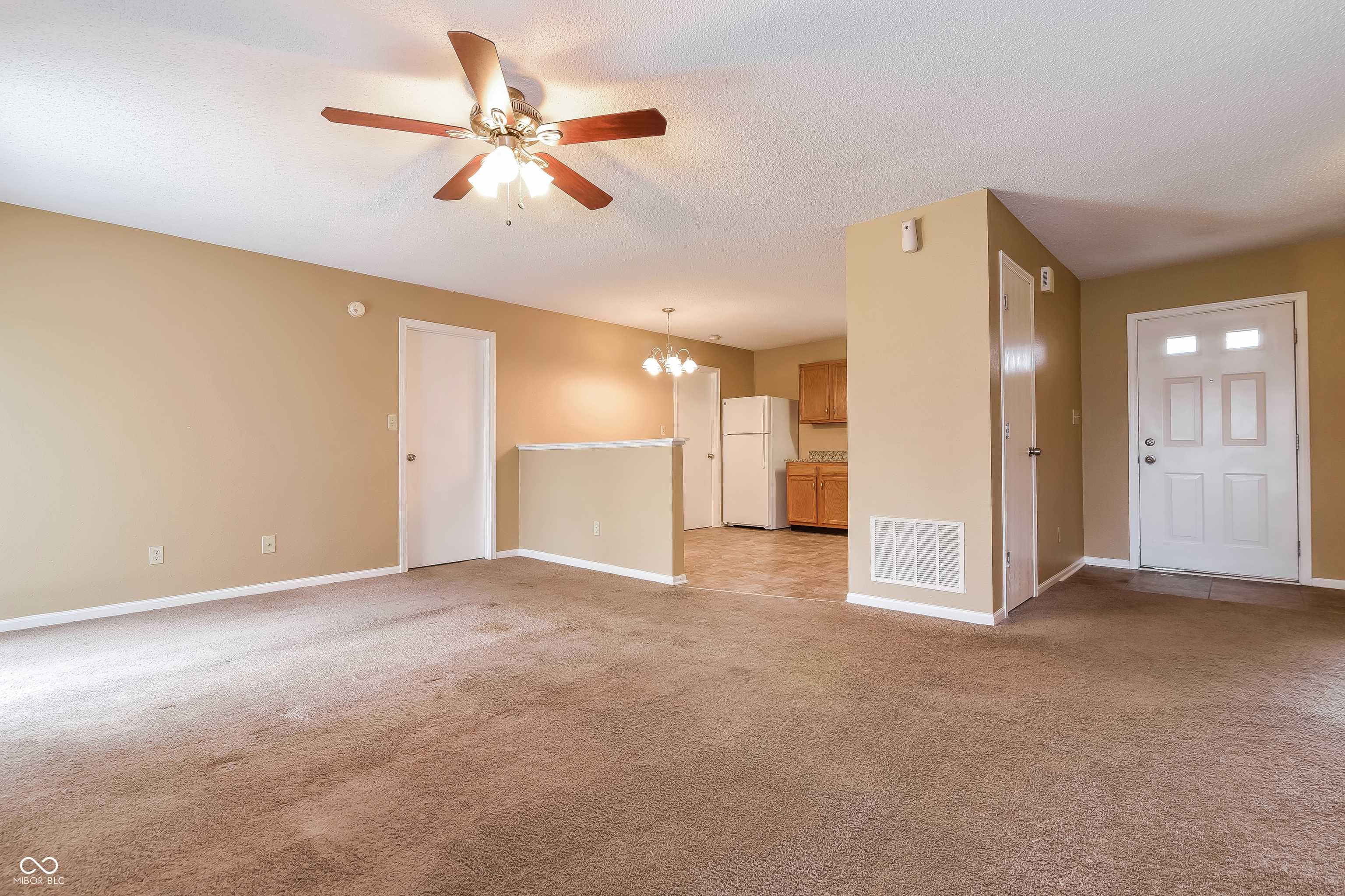 Avon, IN 46123,7467 Grandview DR