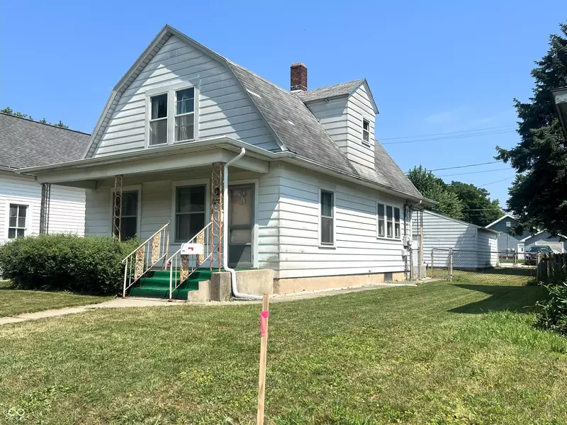 1652 High ST, Fort Wayne, IN 46808