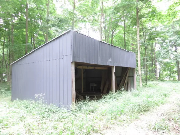 Parker City, IN 47368,400 S 1200 W