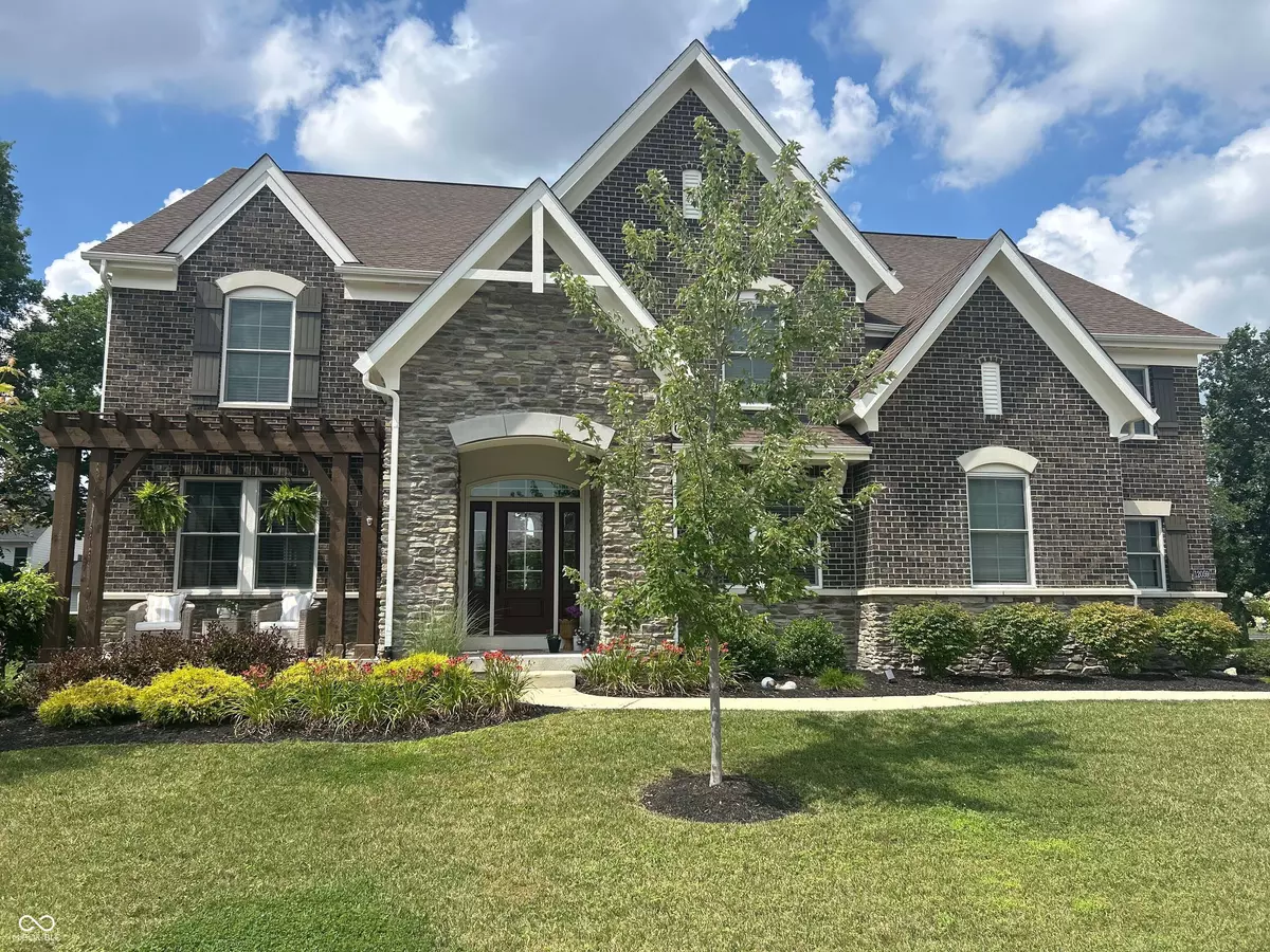 Fishers, IN 46037,12059 Chapelwood DR