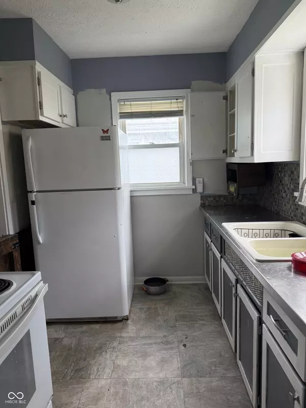 Columbus, IN 47201,1918 14th ST