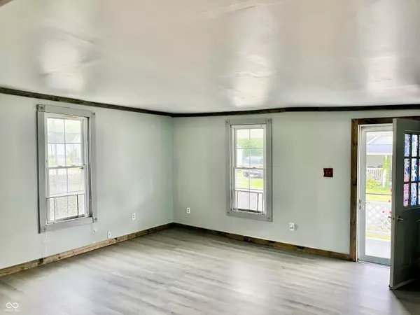 Hope, IN 47246,411 Elm ST