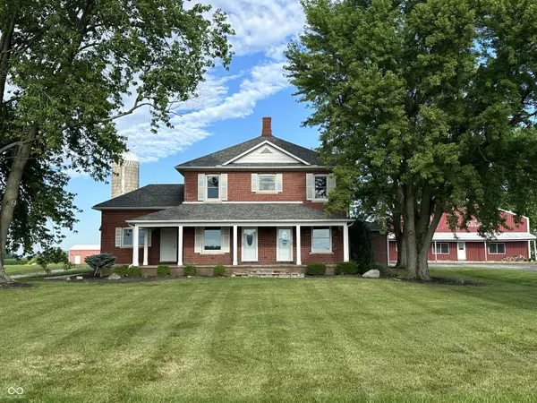 5788 N 300 E,  Urbana,  IN 46990